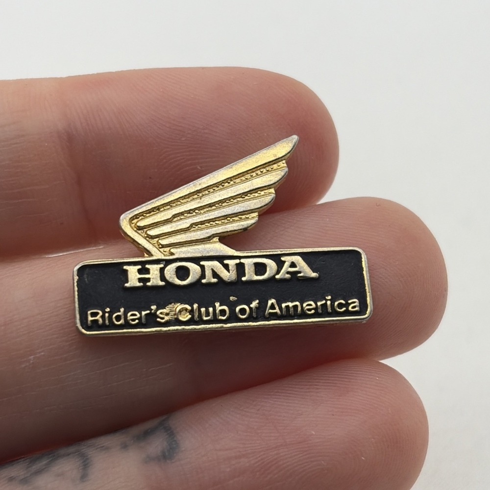 Honda Motorcycles Rider’s Club Of America Lapel Hat Pin Gold Tone Wing 2001